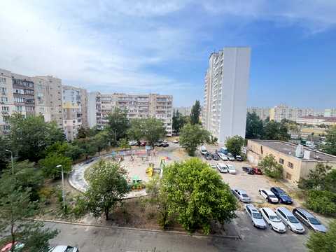 квартира за адресою Миколи Бажана просп., 7-Б
