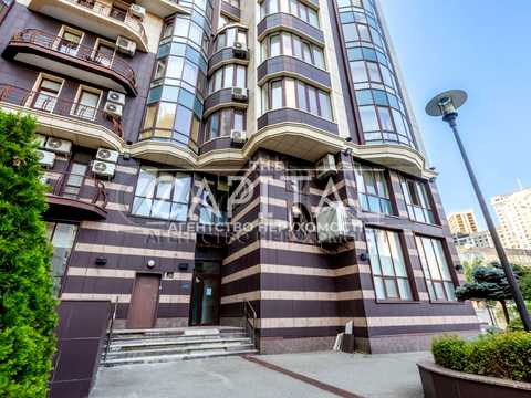 комерційна за адресою Василя Тютюнника вул. (Анрі Барбюса), 37/1