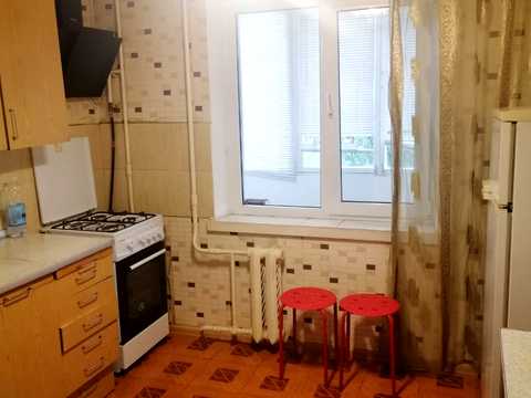 квартира за адресою Братиславська вул., 38