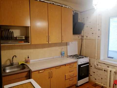квартира за адресою Братиславська вул., 38