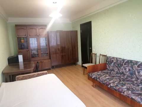 квартира за адресою Братиславська вул., 38