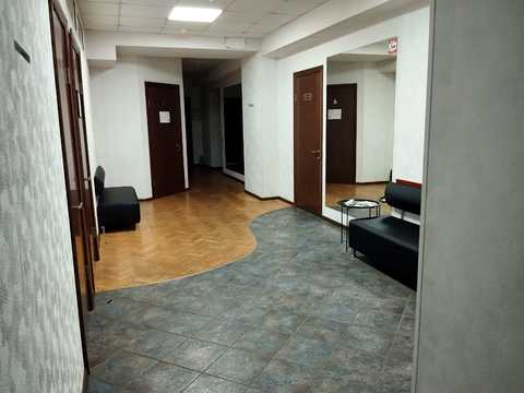 комерційна за адресою Рилєєва вул., 7/11
