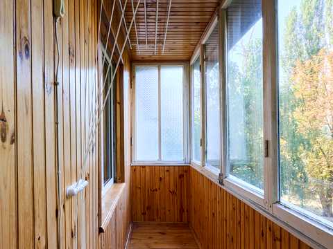 квартира за адресою Академіка Булаховського вул., 28-Б