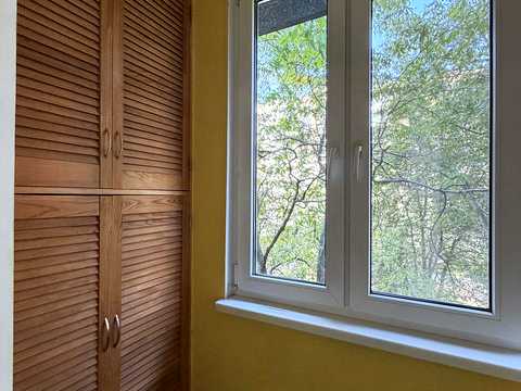 квартира за адресою Академіка Булаховського вул., 28-Б