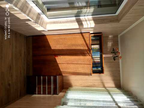 квартира за адресою Анни Ахматової вул., 17