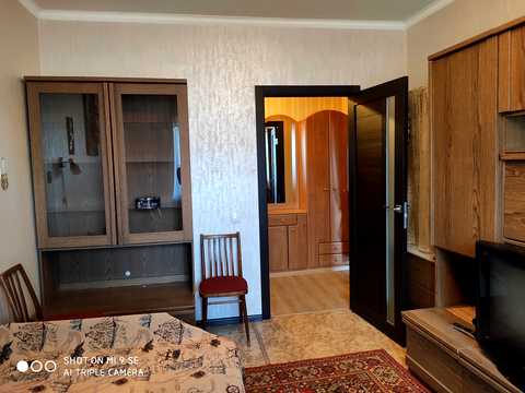 квартира за адресою Анни Ахматової вул., 17