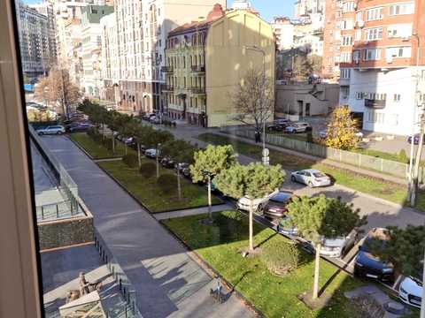 квартира за адресою Золотоустівська вул., 1