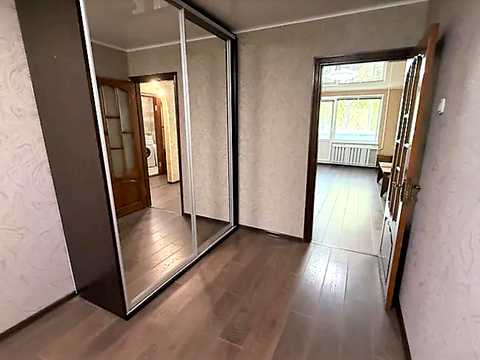квартира за адресою Андрія Первозванного вул. (Стахурського), 76