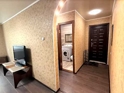 квартира за адресою Андрія Первозванного вул. (Стахурського), 76