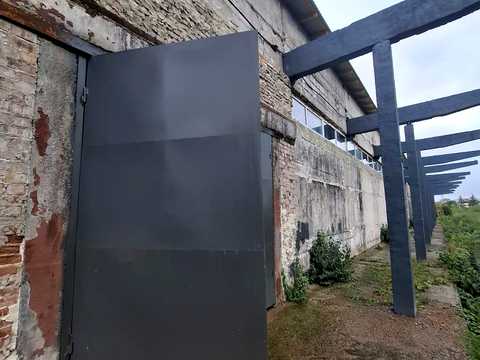 комерційна за адресою Надвірна, Добровольців вул. (Комарова), 18