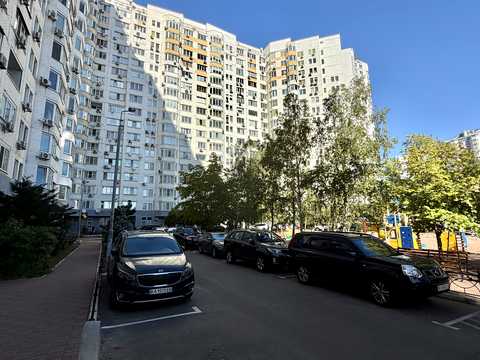 квартира за адресою Миколи Бажана просп., 14