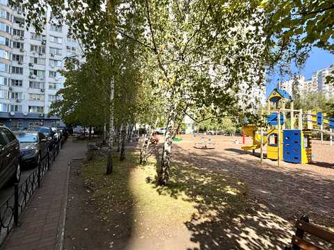 квартира за адресою Миколи Бажана просп., 14