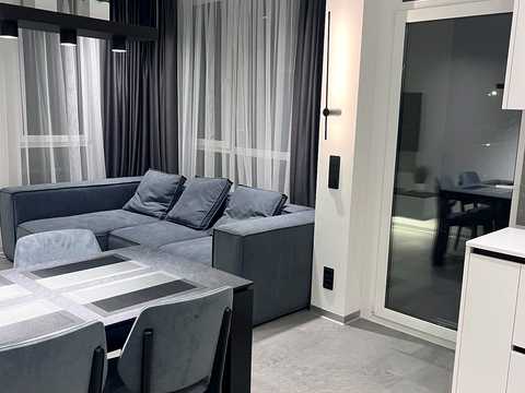 квартира за адресою Салютна вул., 2к17