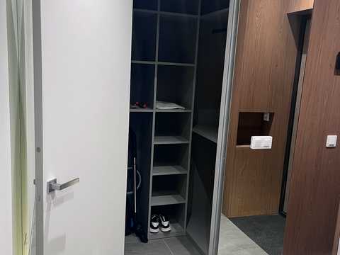 квартира за адресою Салютна вул., 2к17