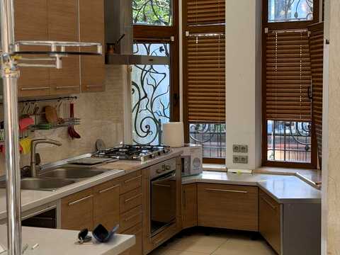 квартира за адресою Паркова вул. (Конева), 8