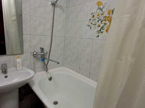 квартира за адресою Родини Глаголєвих вул. (Академіка Грекова), 3 к1
