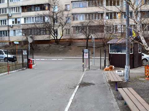 коммерческая по адресу Тетянинська ул. (Леваневского), 9