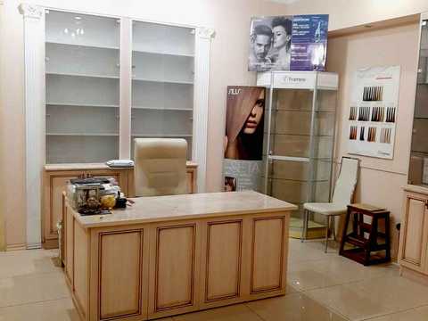 комерційна за адресою Кінна вул., 8