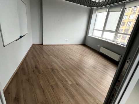 коммерческая по адресу Евгения Коновальца ул. (Щорса), 36-Д