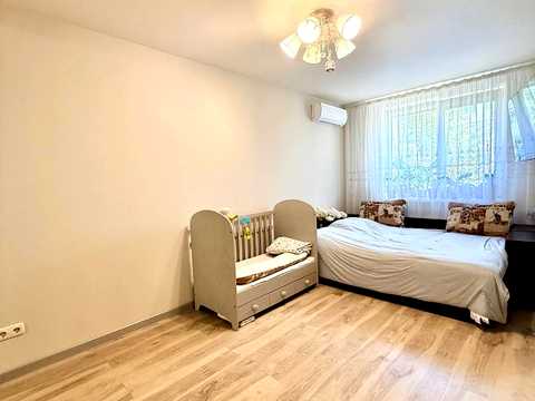квартира за адресою Гетьманська вул., 8
