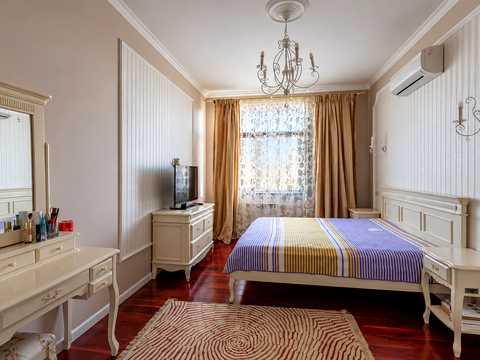 квартира за адресою Євгена Коновальця вул. (Щорса), 44-А