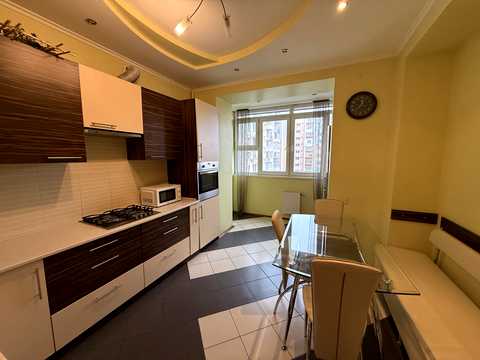 квартира за адресою Червоної Калини просп., 64