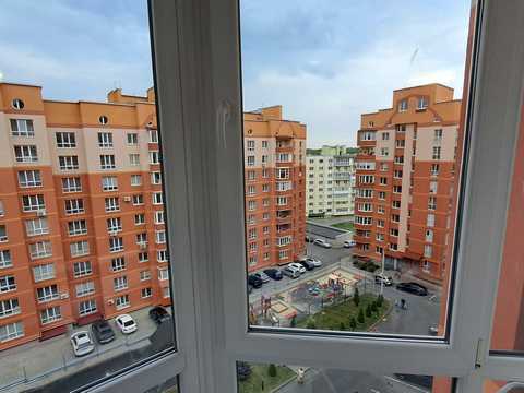 квартира за адресою Степана Бандери просп., 83-Г