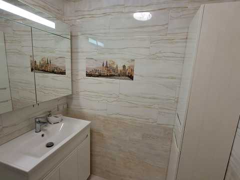 квартира за адресою Степана Бандери просп., 83-Г
