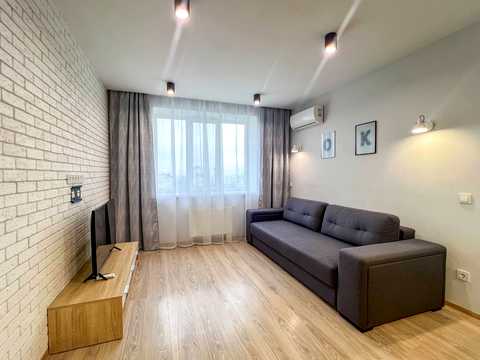 квартира за адресою Академіка Вернадського бульв., 24