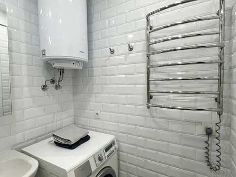 квартира за адресою Академіка Вернадського бульв., 24