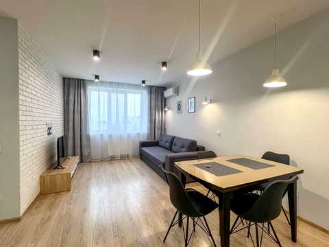 квартира за адресою Академіка Вернадського бульв., 24
