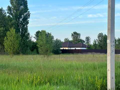 участок по адресу с. Рожны, 