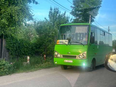 участок по адресу с. Рожны, 