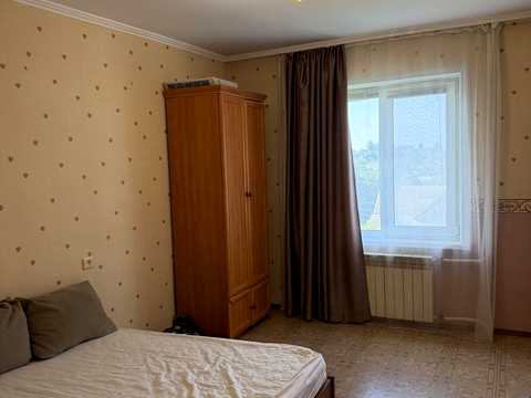 квартира за адресою Космічна вул., 93