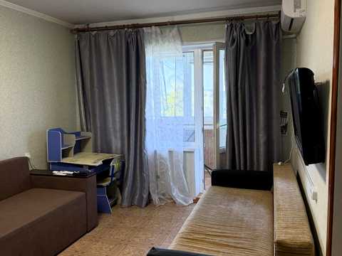 квартира за адресою Космічна вул., 93