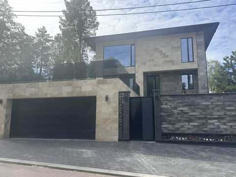 будинок за адресою Василя Стуса вул. (Дружби)