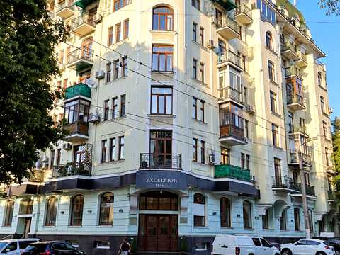 комерційна за адресою Гімназична вул., 21