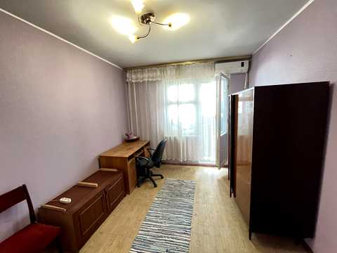 квартира за адресою Анни Ахматової вул., 14-Б