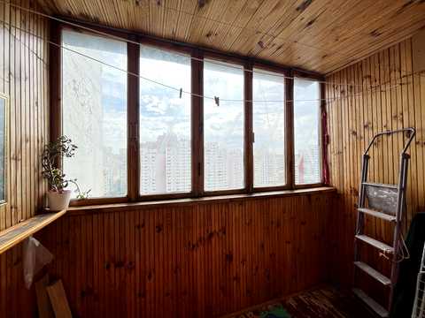 квартира за адресою Анни Ахматової вул., 14-Б
