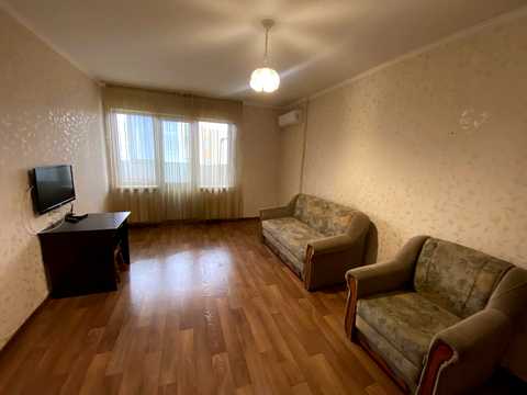 квартира за адресою Миколи Закревського вул., 42-А