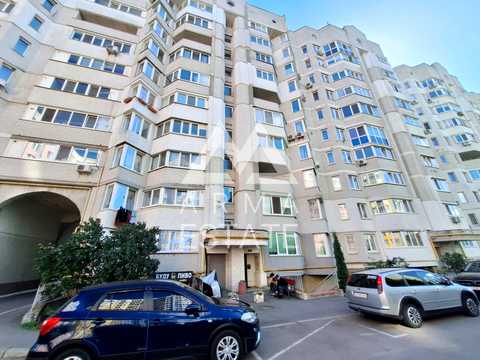 квартира за адресою Теплична вул., 42