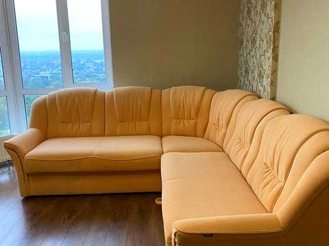 квартира за адресою В'ячеслава Чорновола вул., 11