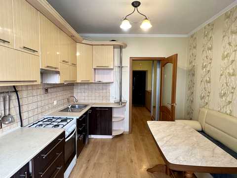 квартира по адресу Кравчука ул., 42а
