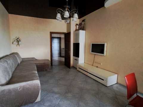 квартира за адресою Середньофонтанська вул., 19б
