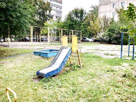 квартира за адресою Андрія Первозванного вул. (Стахурського), 76