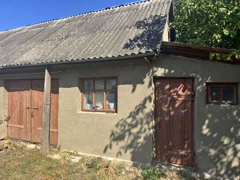 будинок за адресою Молодіжна, 24