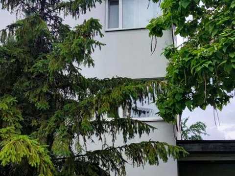 будинок за адресою Жовтнева вул.