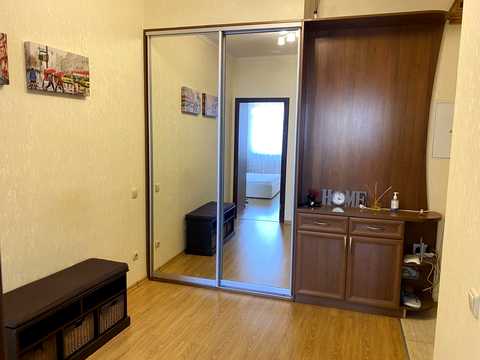 квартира за адресою Анни Ахматової вул., 22