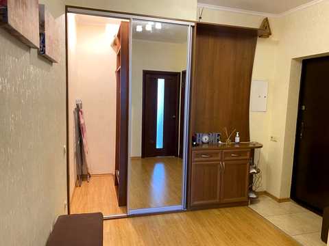 квартира за адресою Анни Ахматової вул., 22