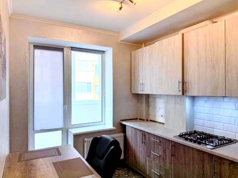 квартира за адресою Тарасівська вул., 25